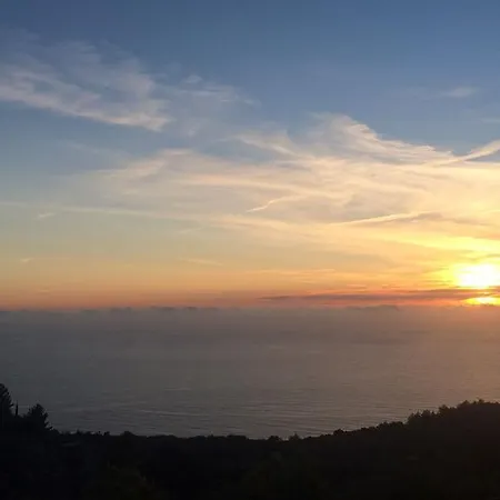 Sunset View Áyios Nikítas