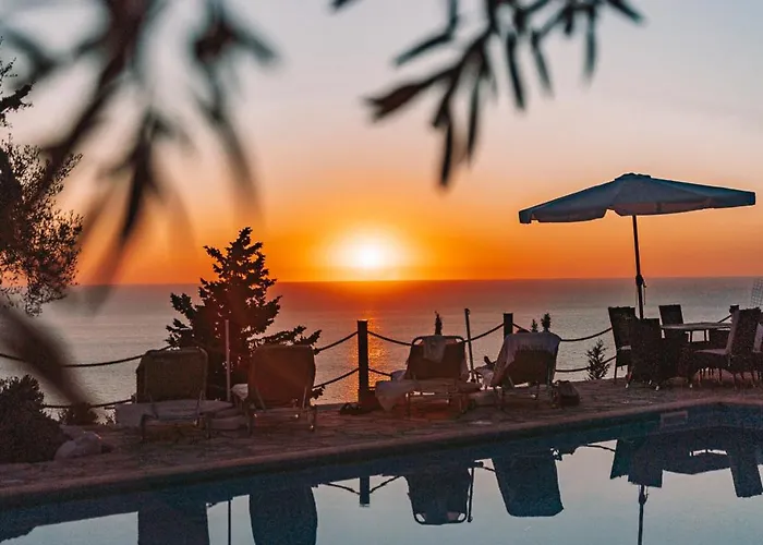 Sunset View * Áyios Nikítas